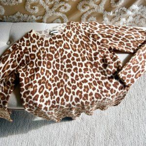 100% CASHMERE Sweater *NEAR NEW* by J.CREW - Leopard Print - Size Small